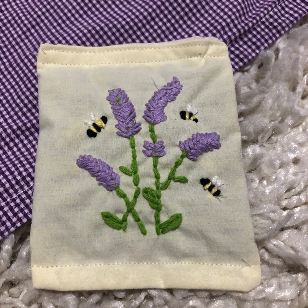 lavender sachet-bees and lavender